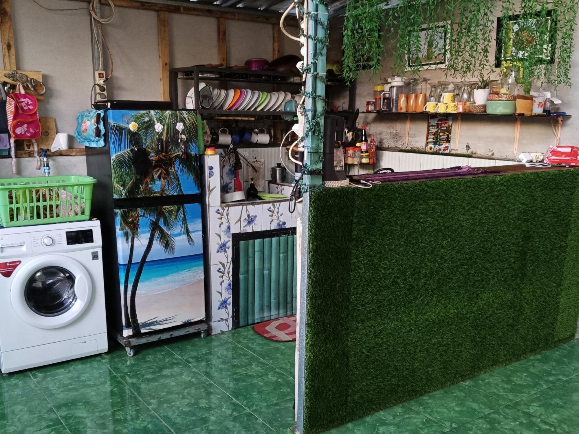 Raturinjani Homestay Selong Zimmer foto